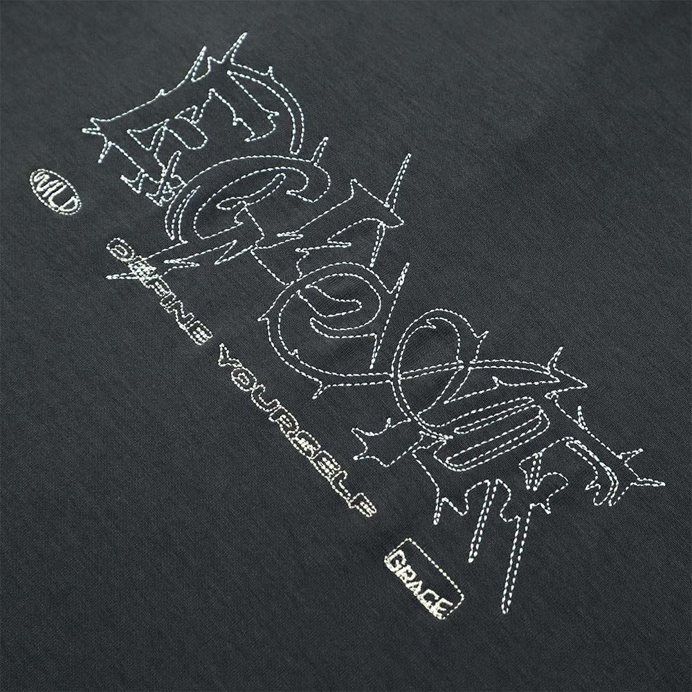Thornscript Tee (Grey)