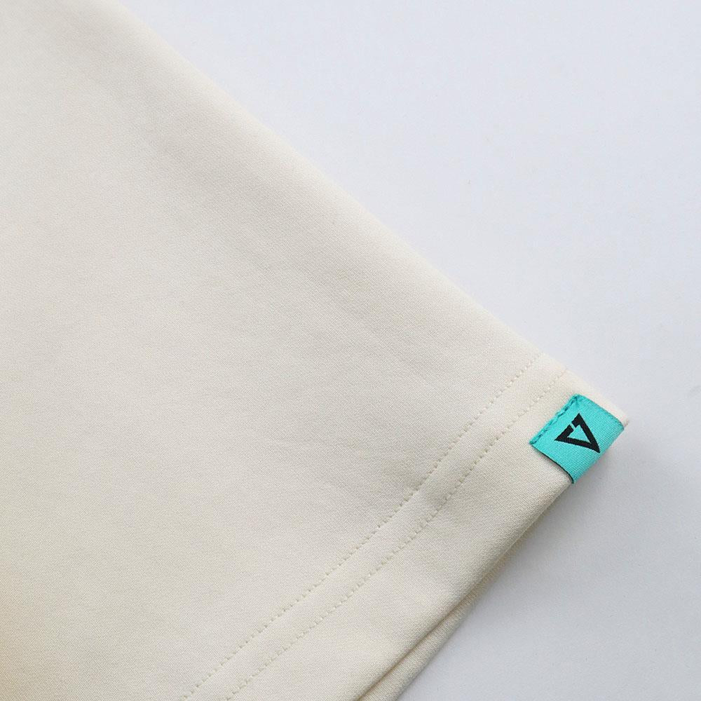 Sculpta Triangle Emblem Tee (Cream White)